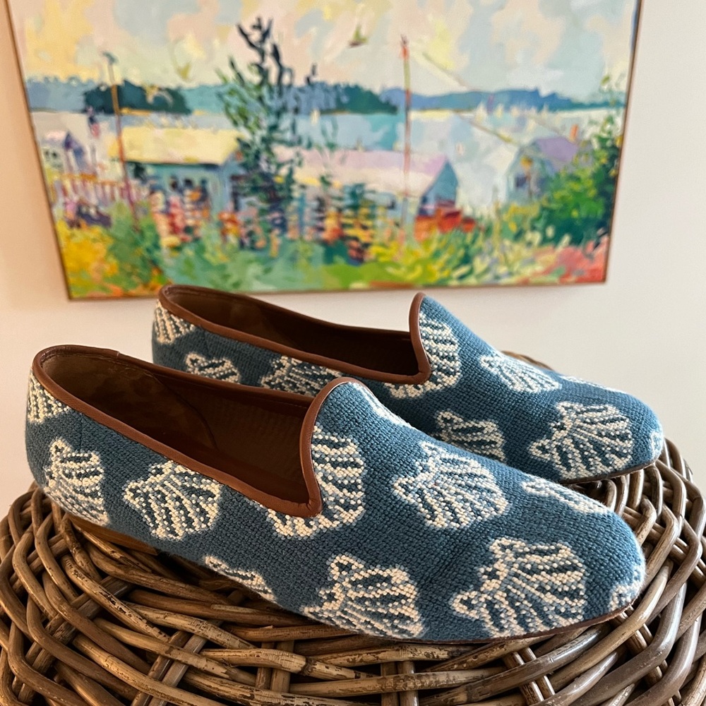 Zalo Needlepoint Shells Smoking Slippers Shoes 8.5 Blue